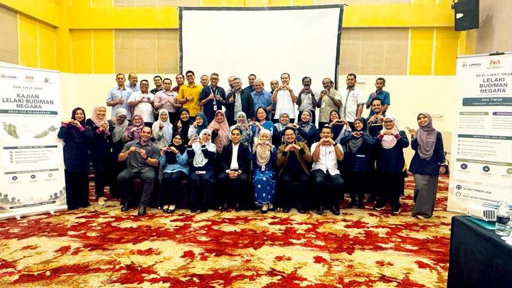 Gambar kenangan peserta Sesi Libat Urus Zon Timur